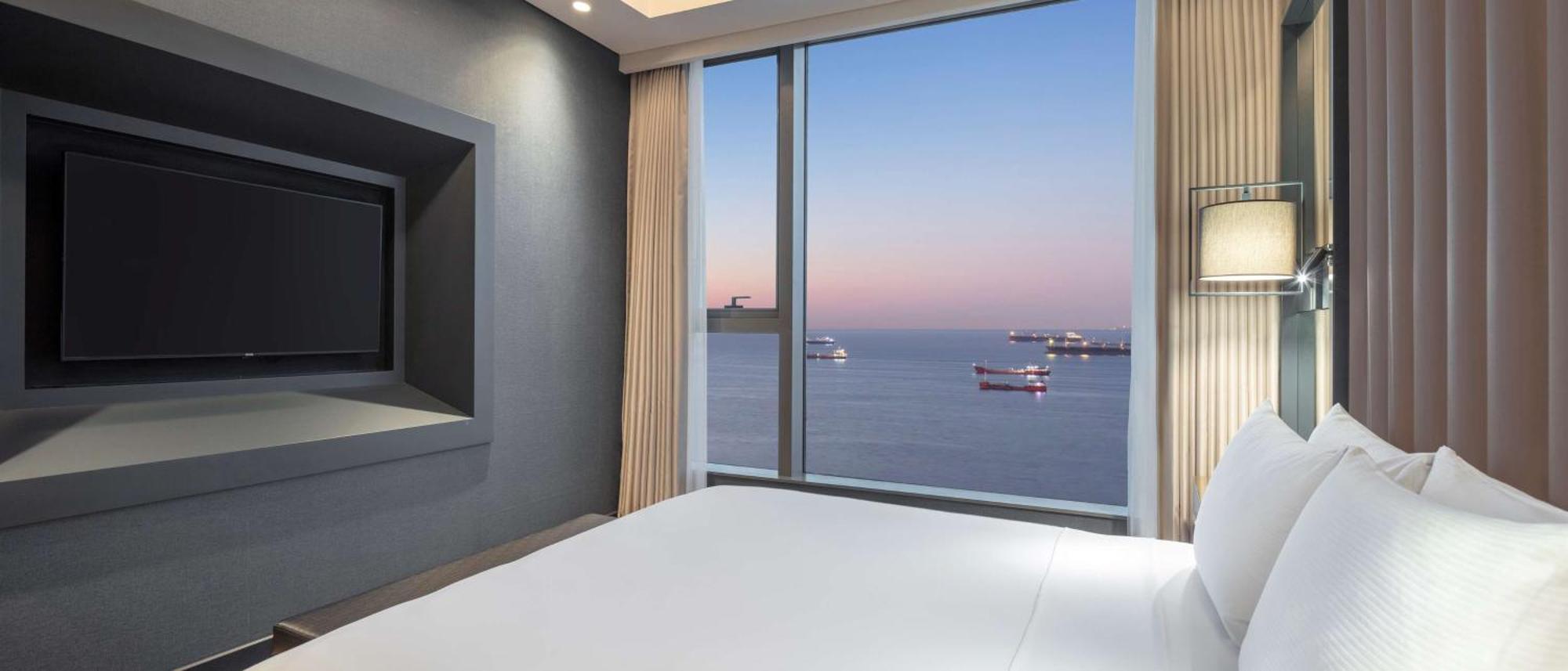 Grand Suite Familiare con Vista Mare e Accesso Executive Lounge